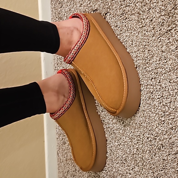 Unbranded faux shearling lined platform slippers size 9 - Picture 3 of 3